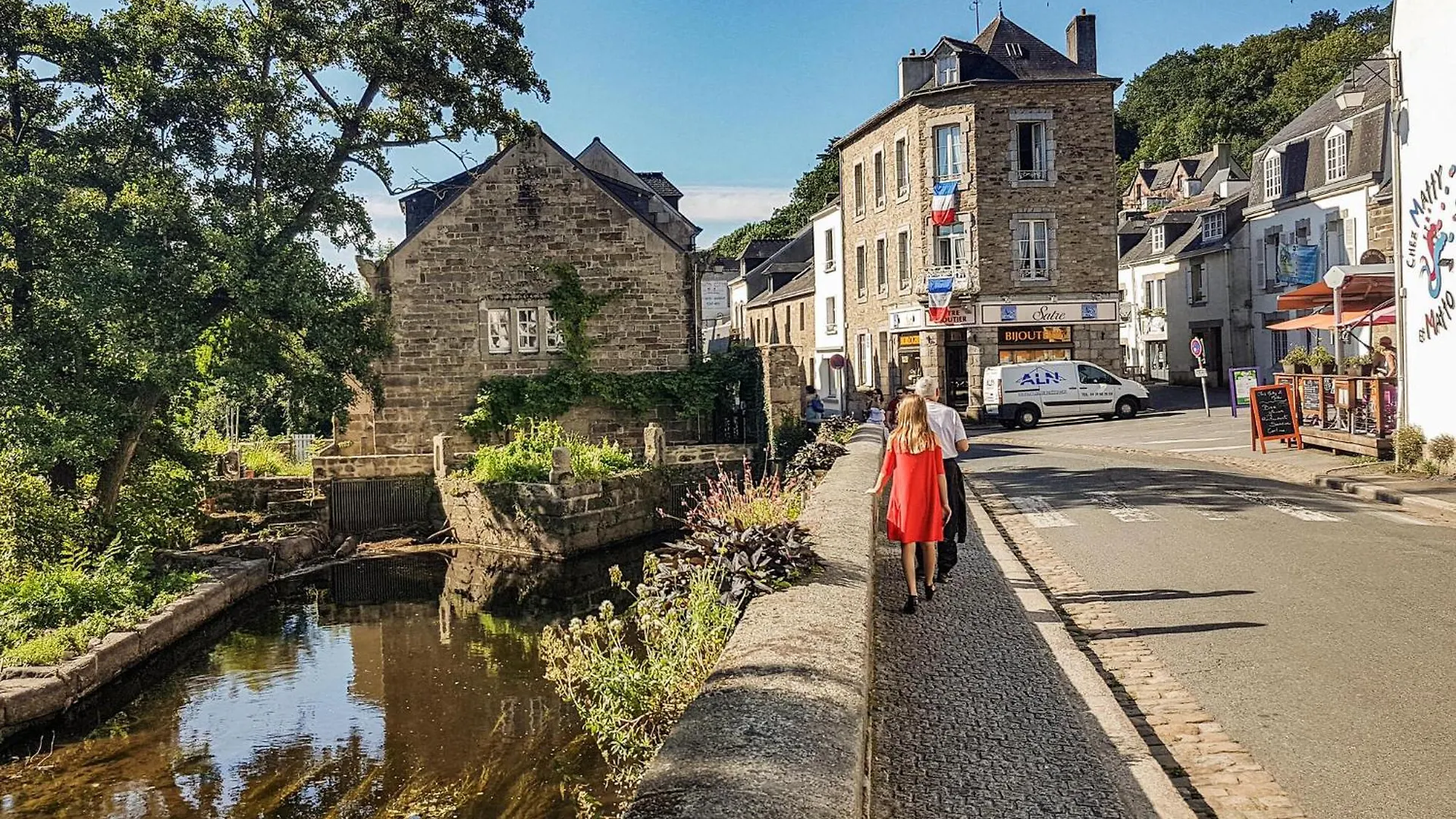 4 Bedroom Cozy Home In Riec-sur-Bélon